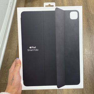 NWT Ipad Smart Folio Case for iPad pro 12.9"